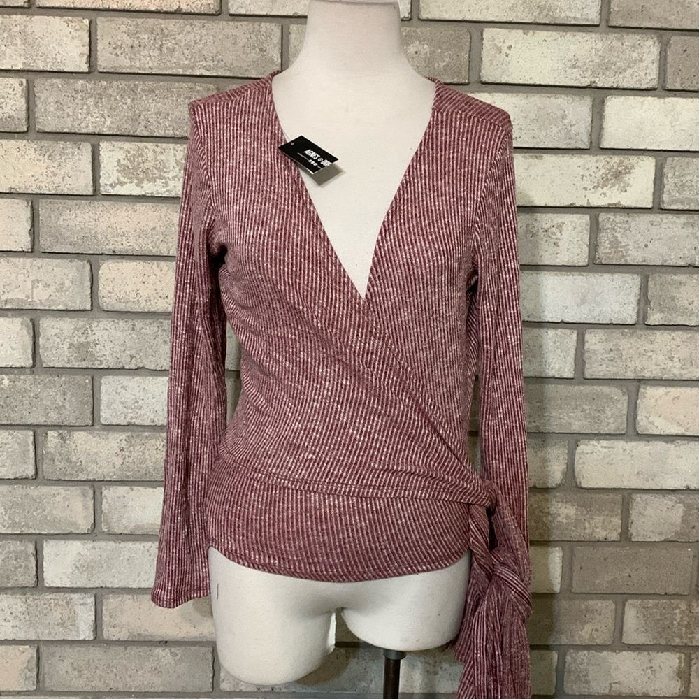 Agnes & Dora wrap top